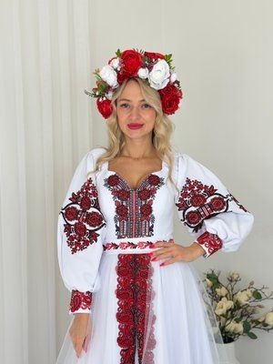 Сукня Вишуканість молочна черв- зел виш. ( з верт.виш . на спідниці) 000003791 фото