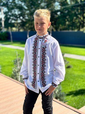 Сорочка для хлопч .біла на ґудзиках (модель 8) червона виш. 000003473 фото